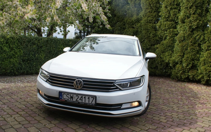 Volkswagen Passat cena 41900 przebieg: 279000, rok produkcji 2015 z Brańsk małe 742